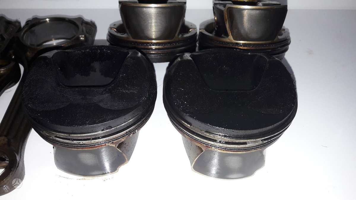 Volkswagen Golf, AXW, variklio detalės