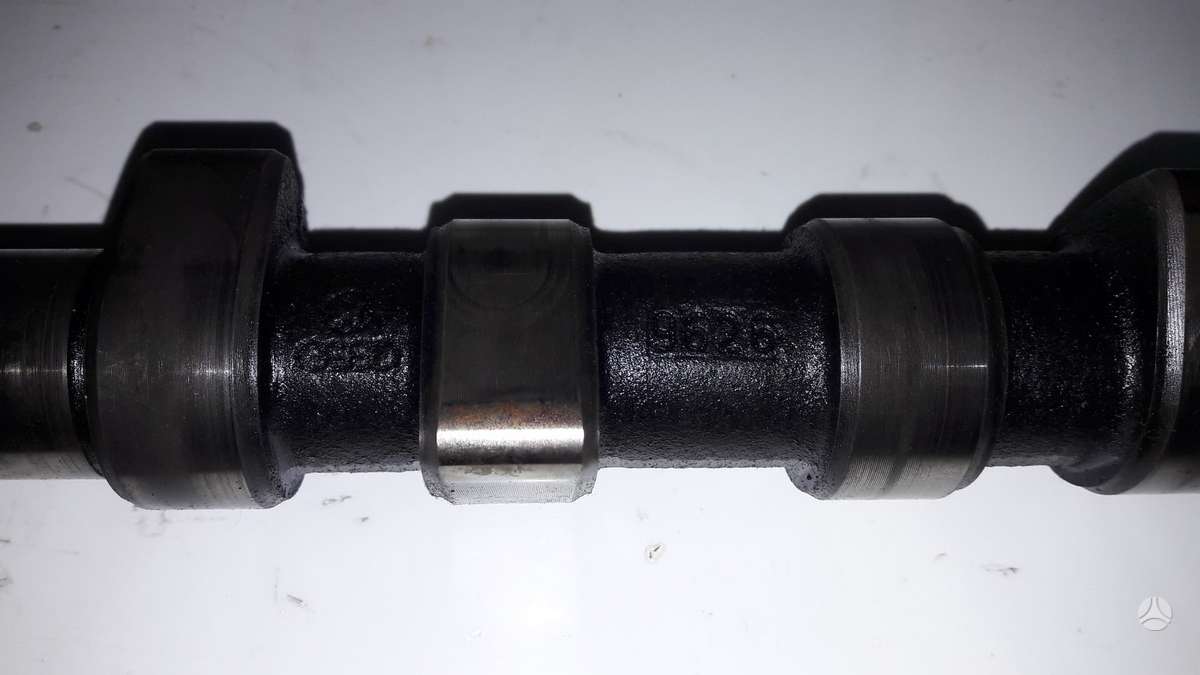 Volkswagen LT, Bbf, pistons, cylinder head