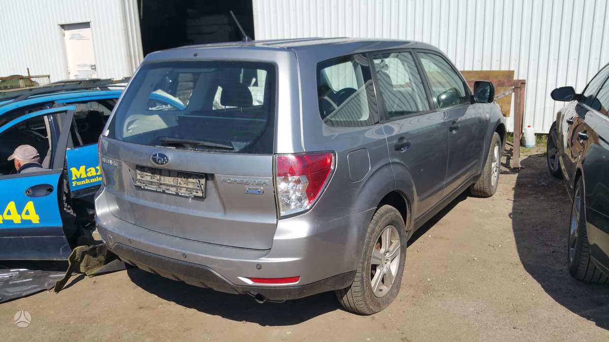Subaru Forester for parts