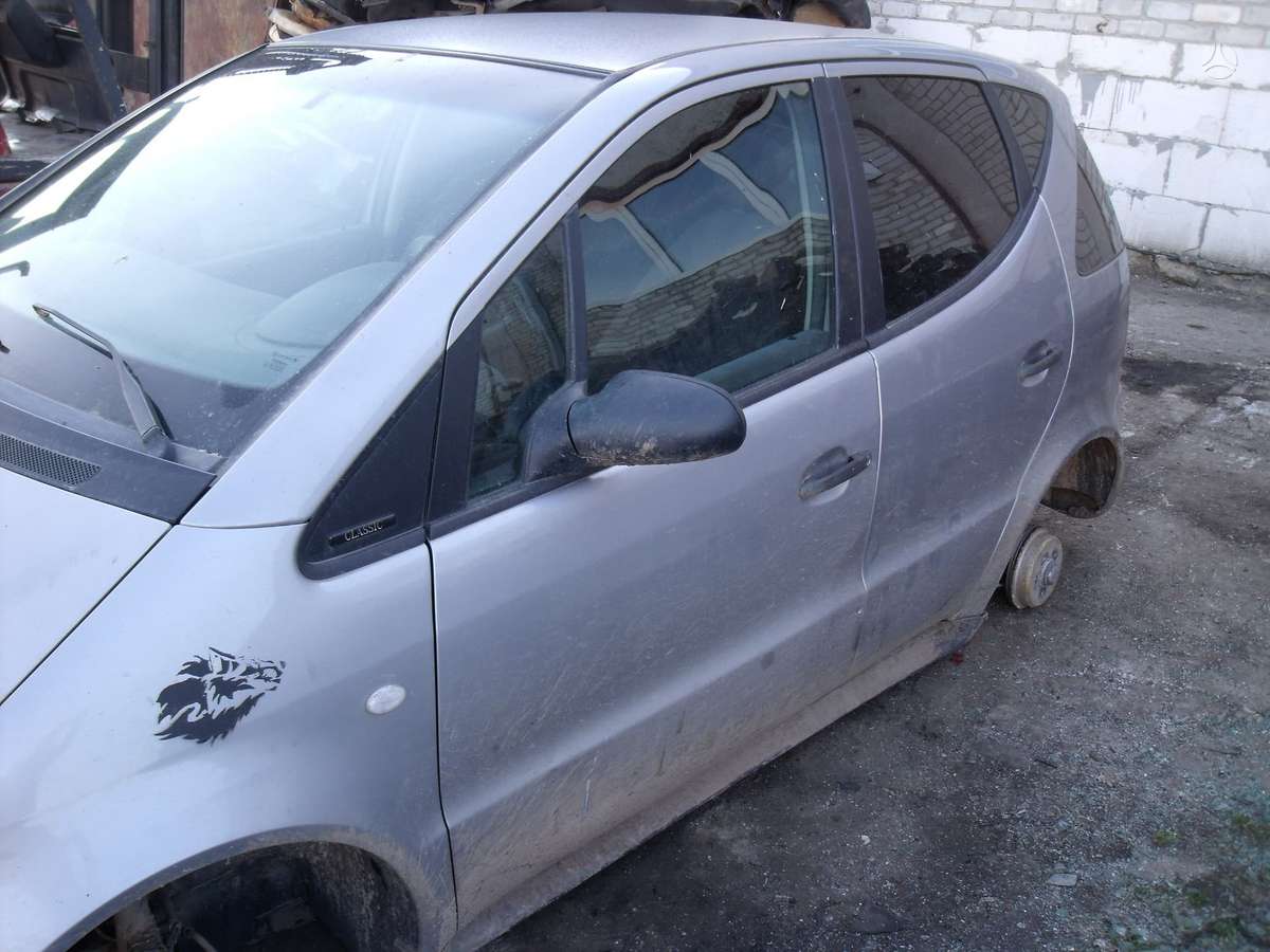 Mercedes-Benz A140 Dalimis