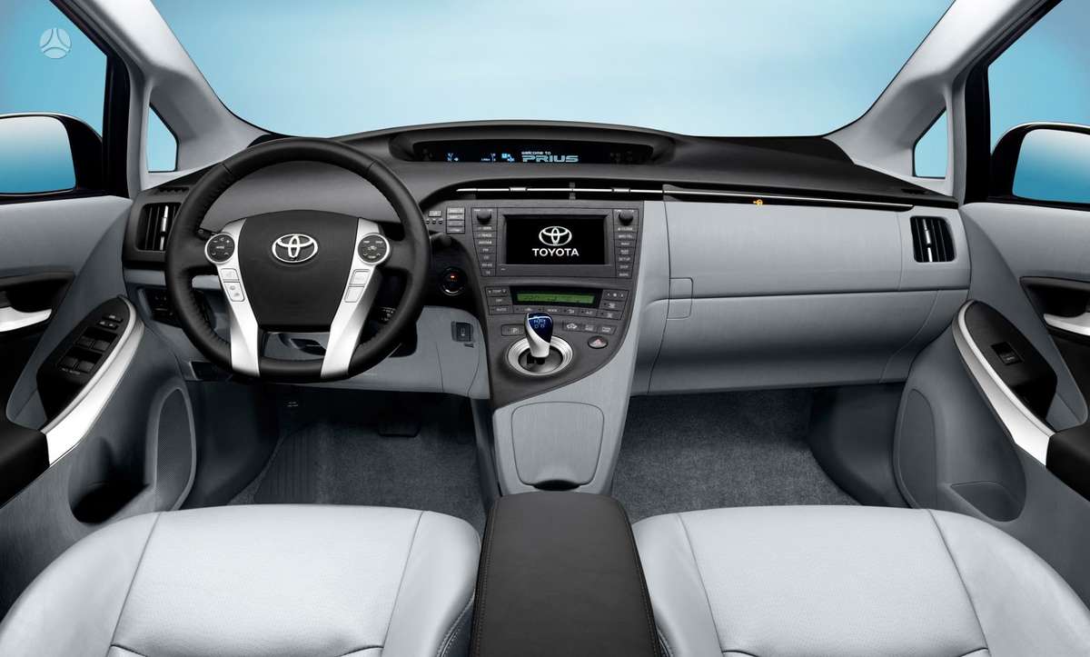 Toyota Prius, 1.8 l., hečbeks
