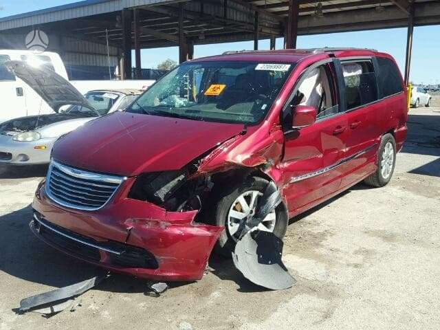 Chrysler Town & Country dalimis