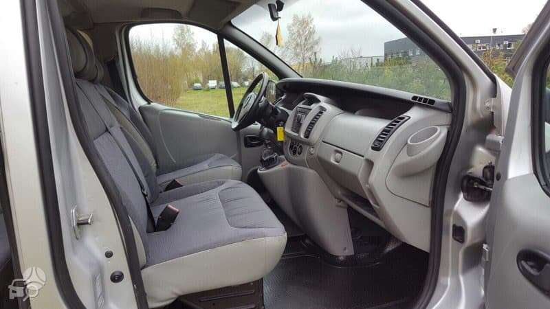Renault Trafic, пассажирские микроавтобусы