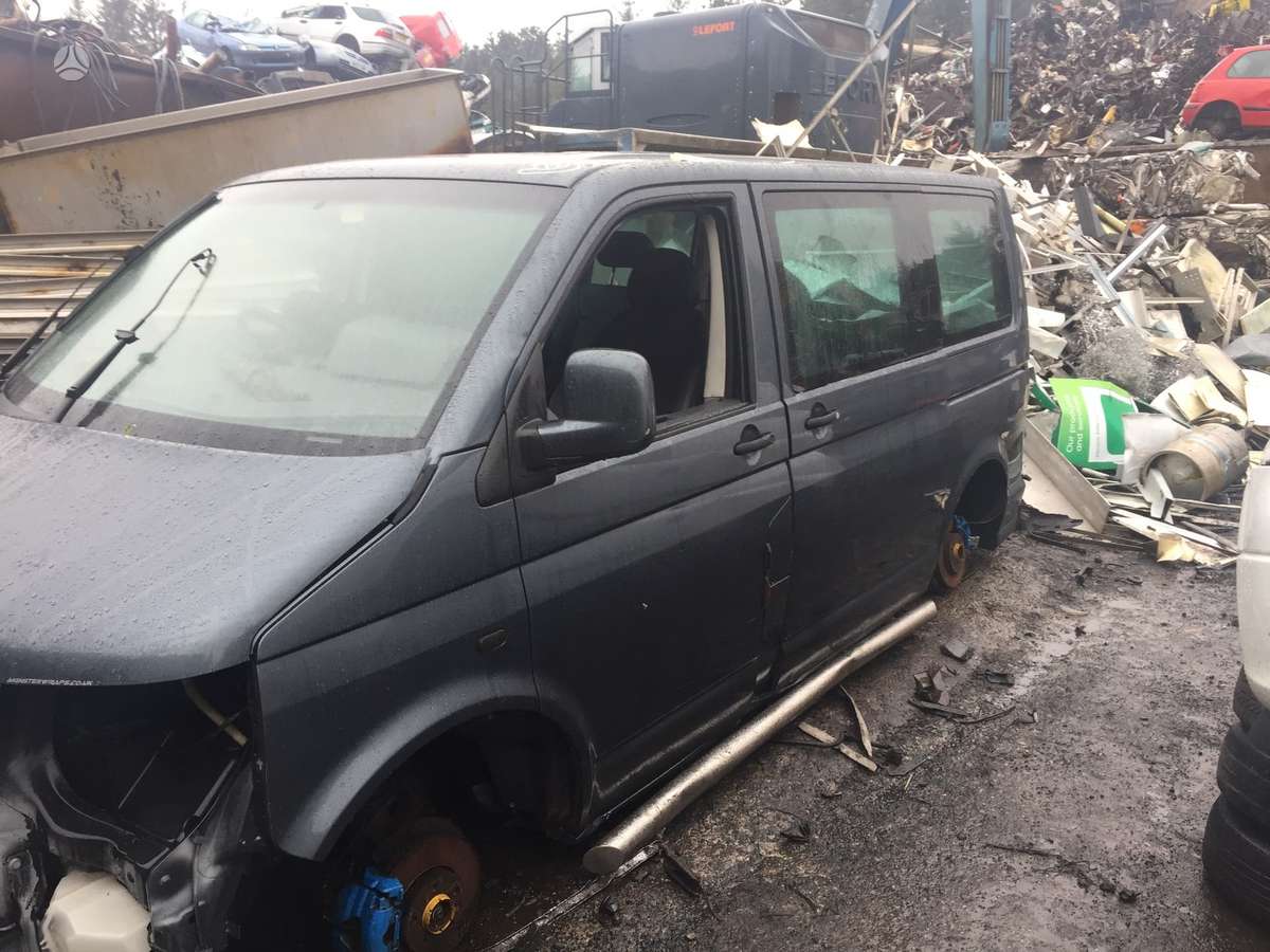 Volkswagen Transporter, passenger vans