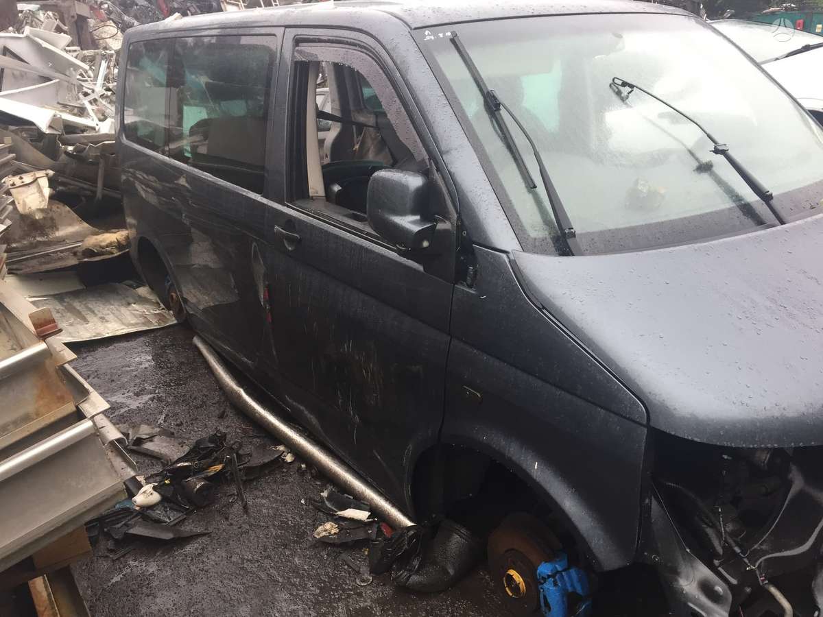 Volkswagen Transporter, passenger vans