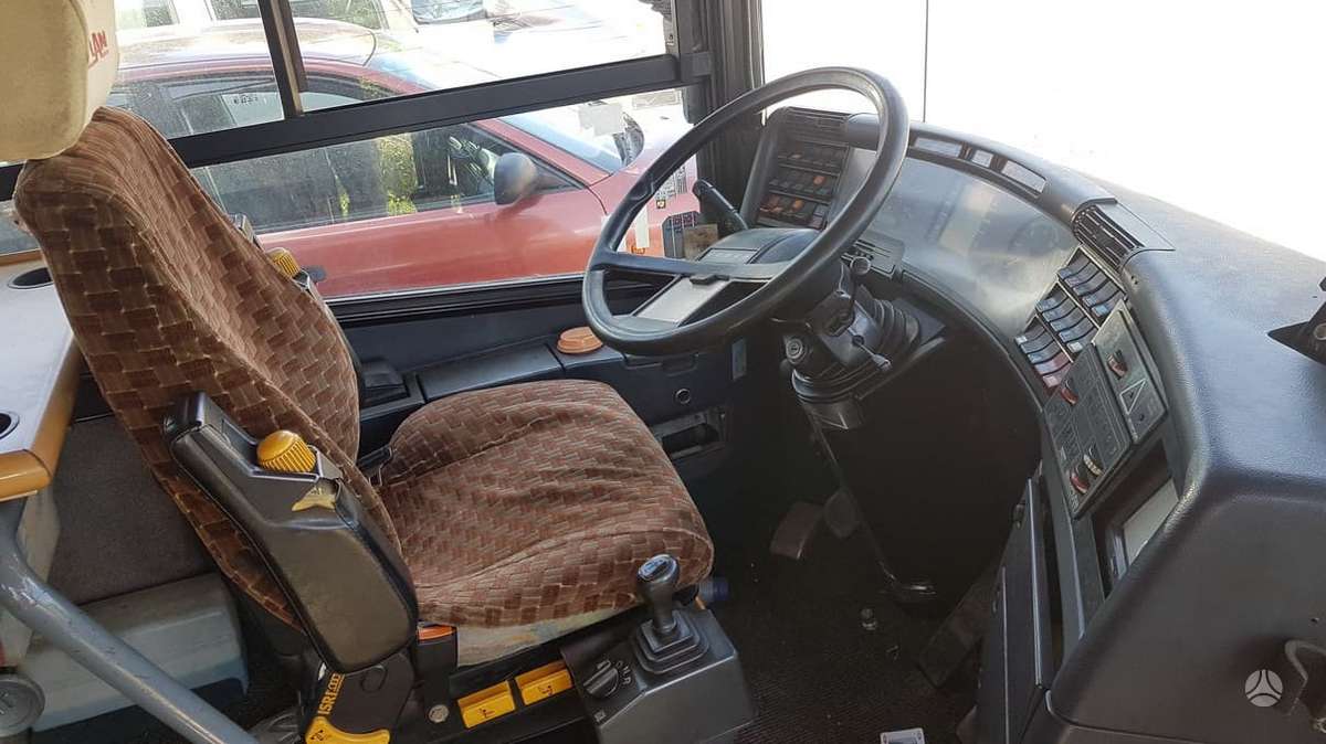 Neoplan N122, buses