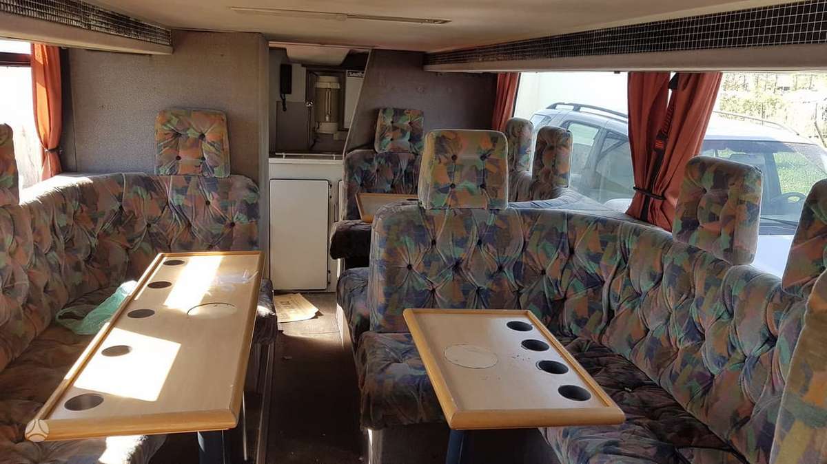 Neoplan N122, autobusai