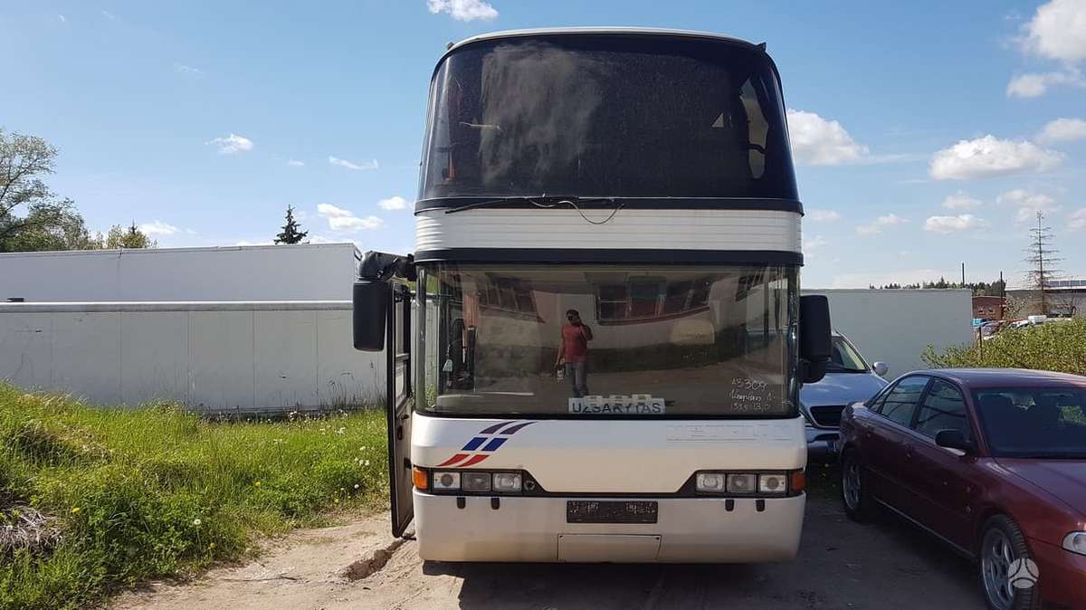 Neoplan N122, autobusai