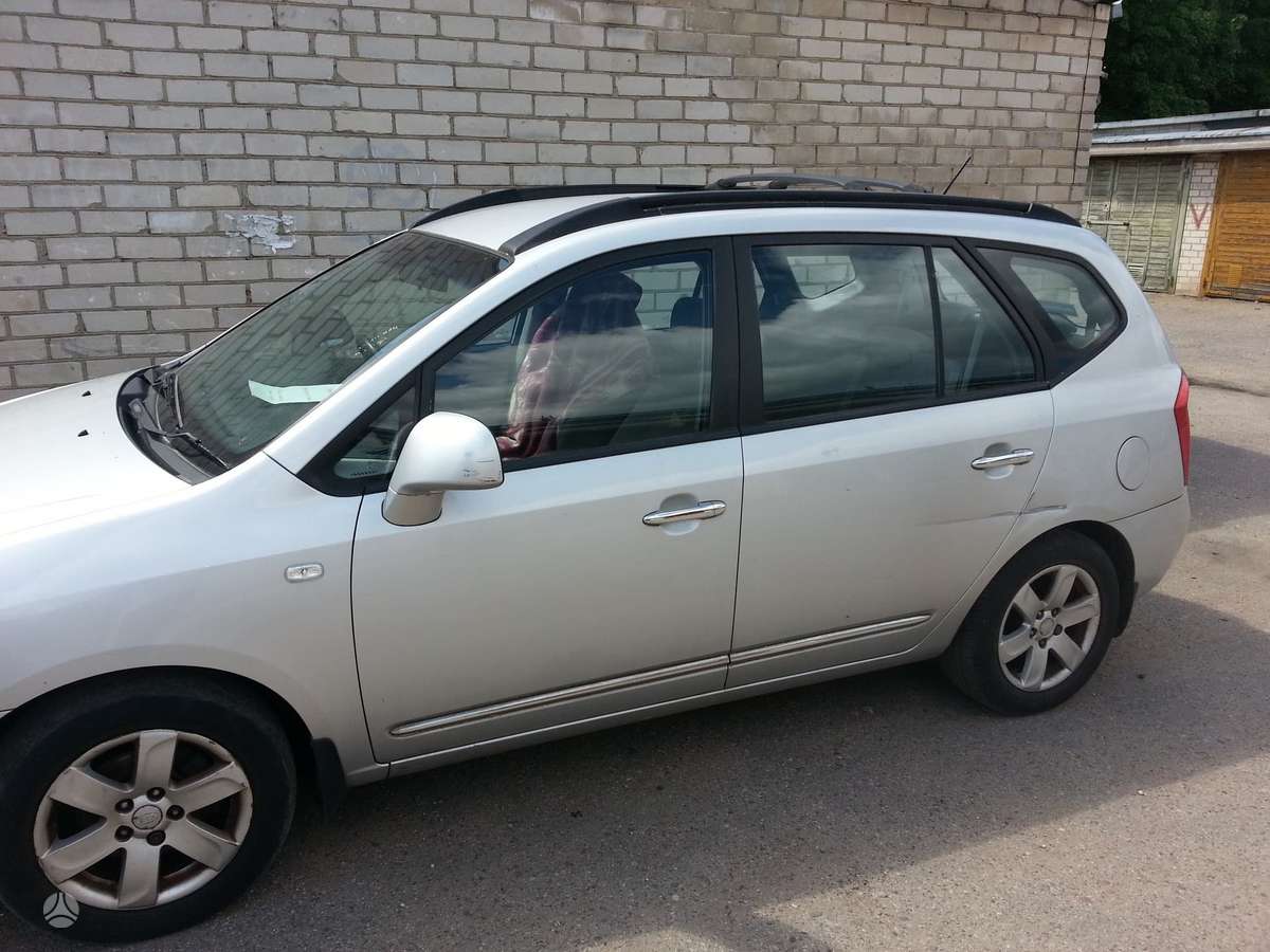 Kia Carens