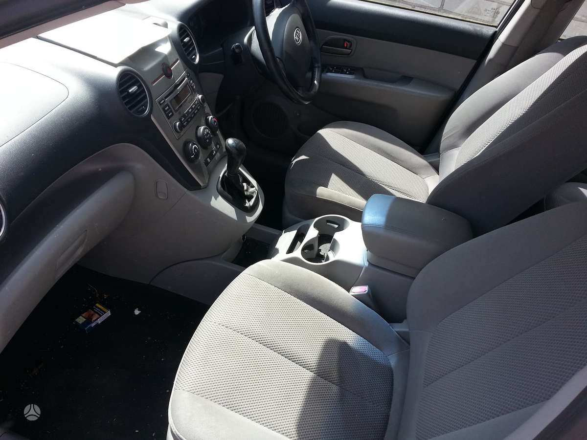 Kia Carens