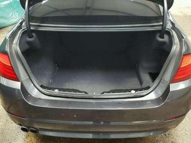 BMW 5 serija Dalimis is anglijos