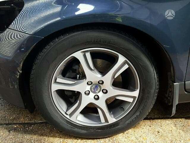 Volvo XC60 Dalimis is anglijos