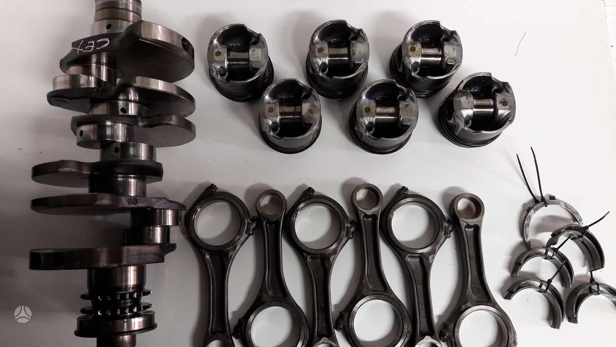 Audi Q7, Q7, variklio detalės