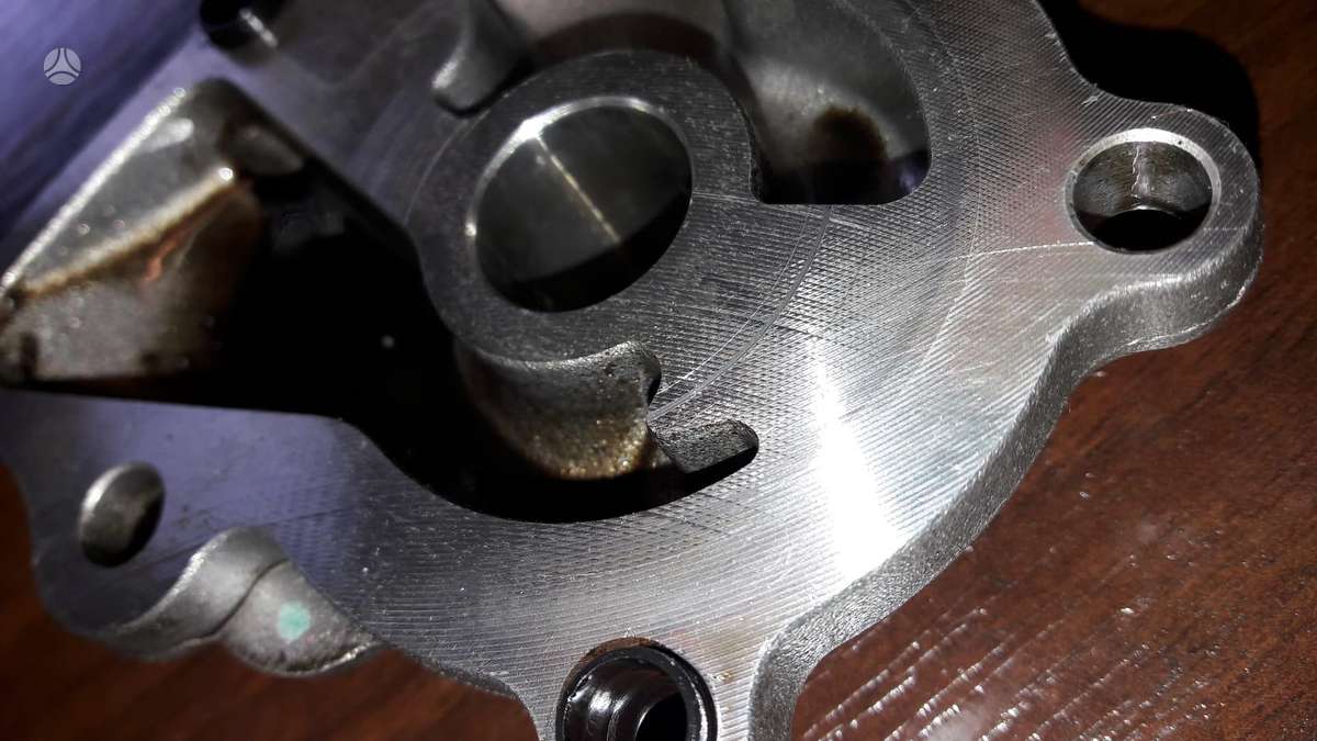Audi Q7, Q7, engine parts