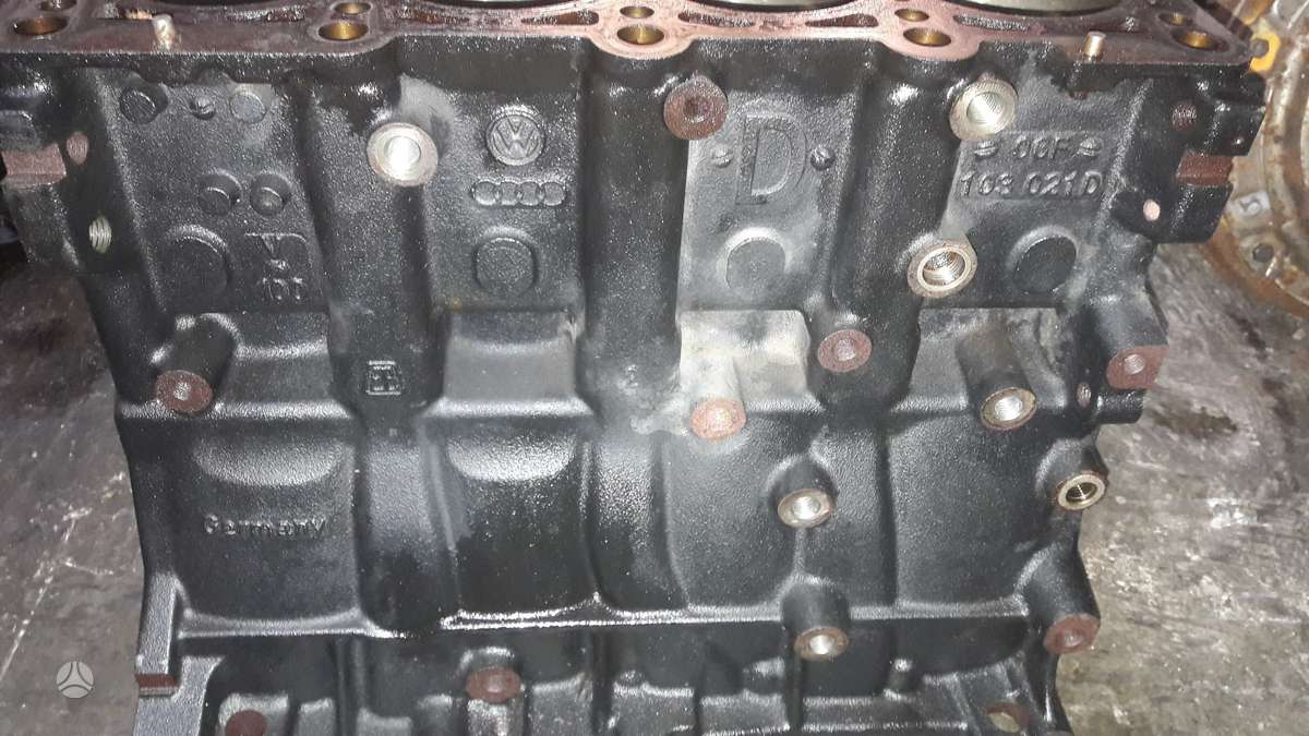 Audi A6, Bwe, детали двигателя