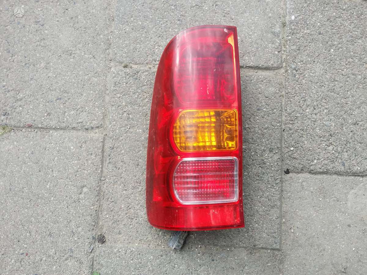 Toyota Hilux детали кузова