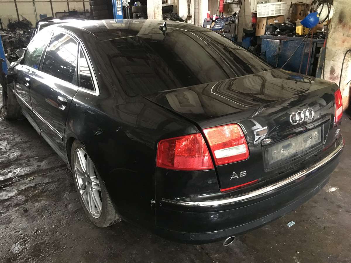 Audi A8 rezerves daļās