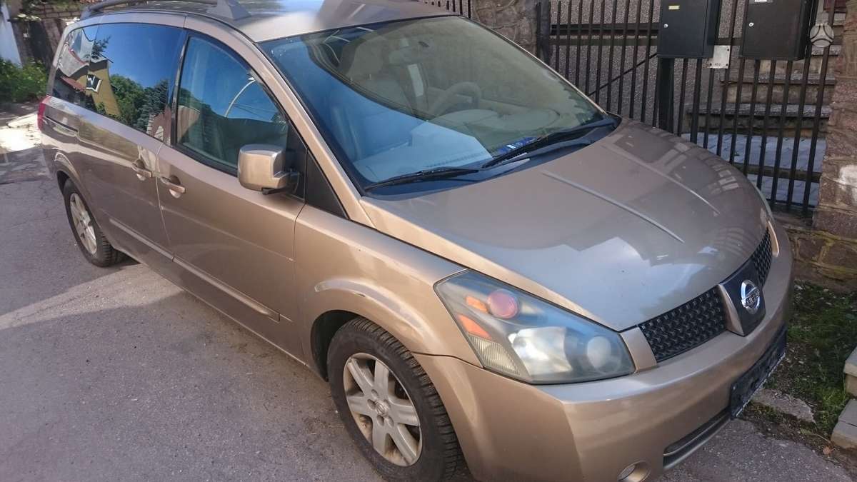 Nissan Quest
