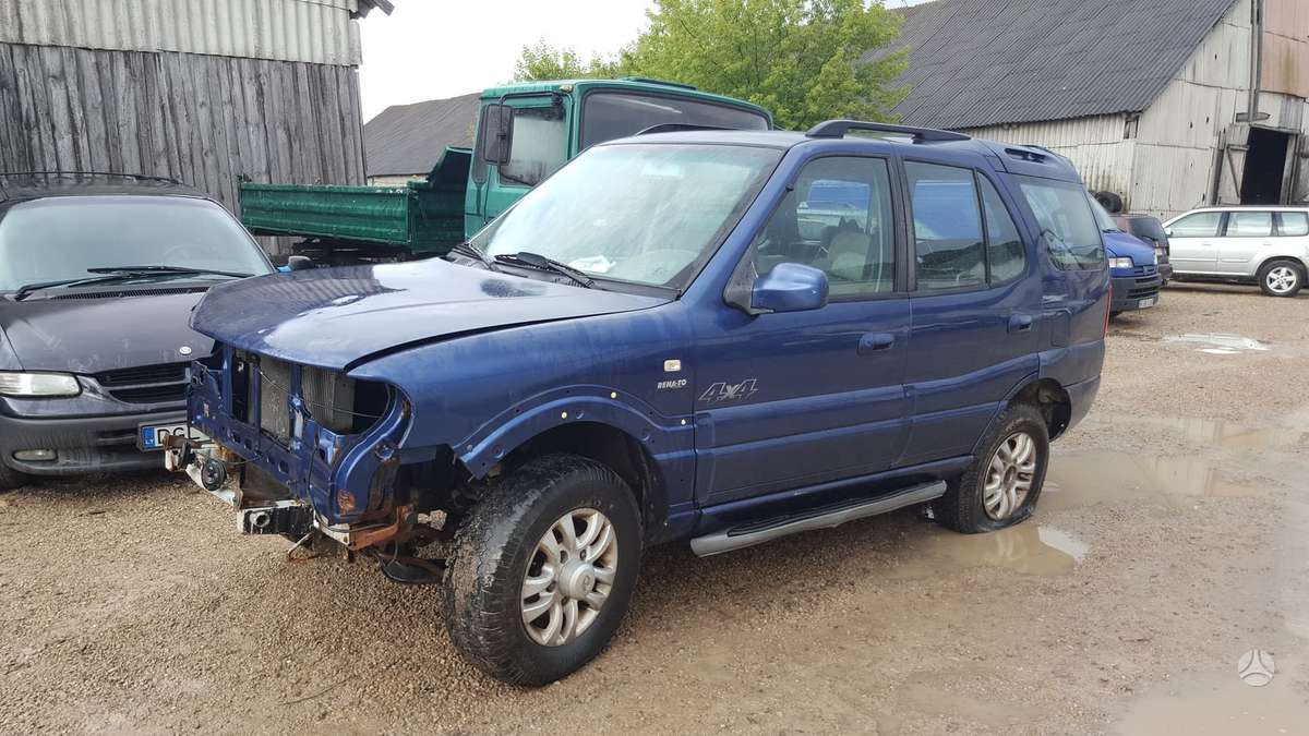Tata Safari
