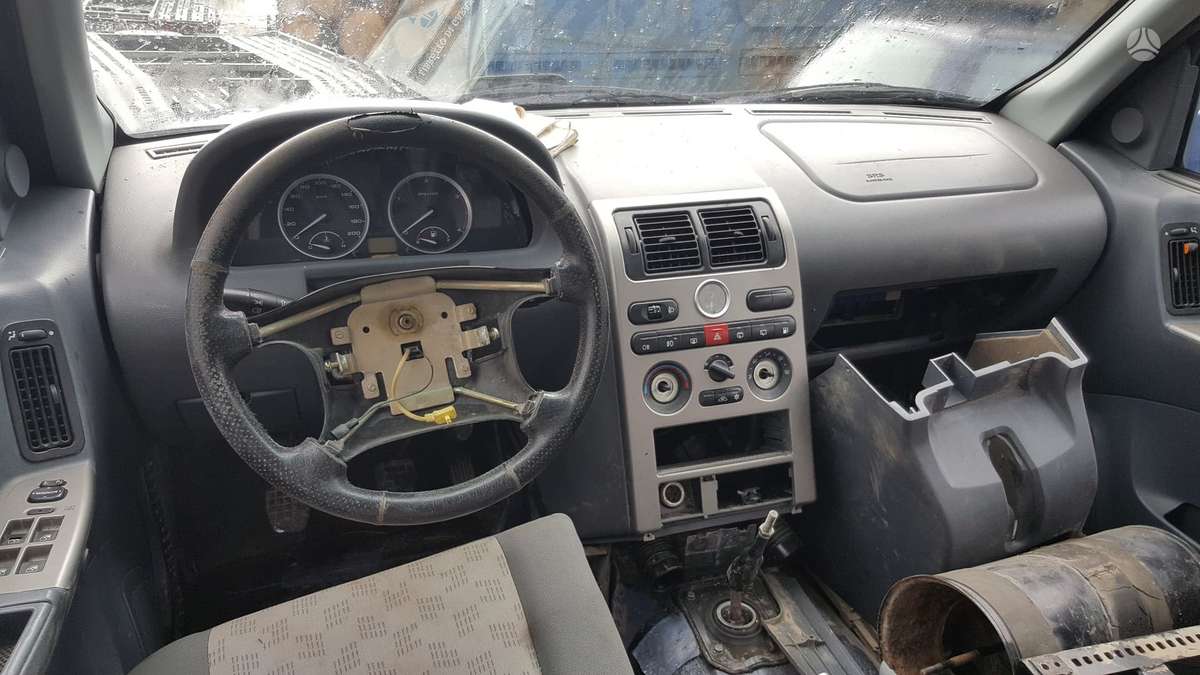 Tata Safari