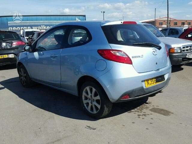Mazda 2 Detalių siuntimas per kurjerius ir paštomatus