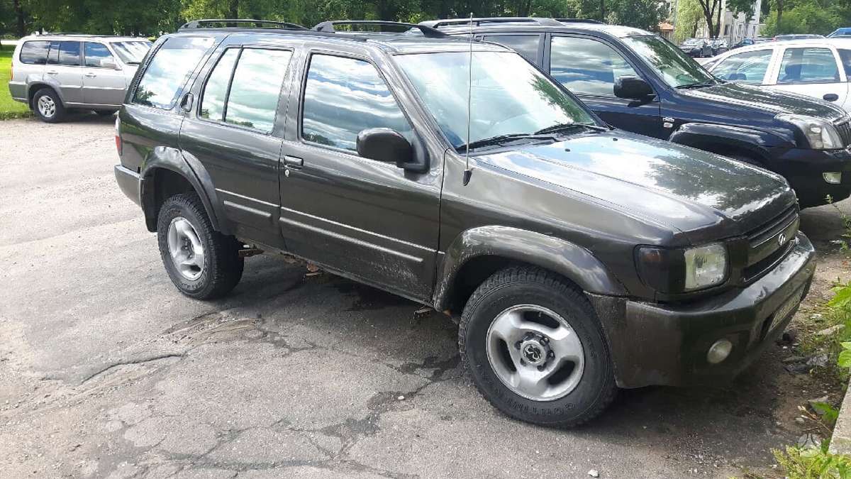 Infiniti QX4 rezerves daļās