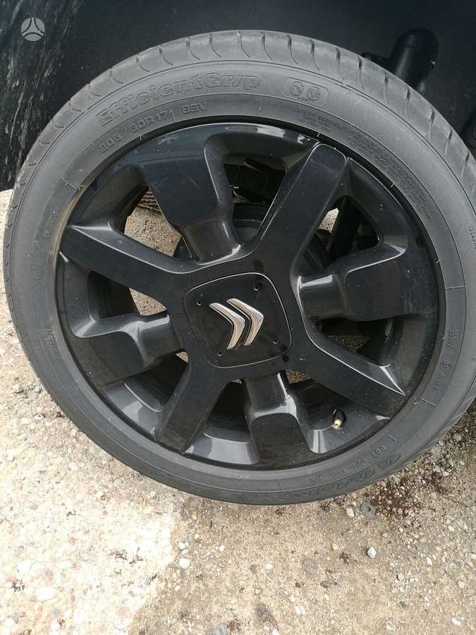Citroen C4 Cactus Spalvos kodas efcd