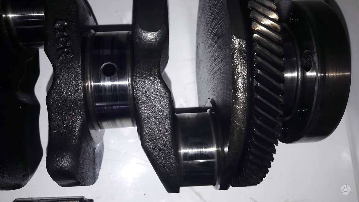 BMW 3 serija, 204d4, variklio detalės