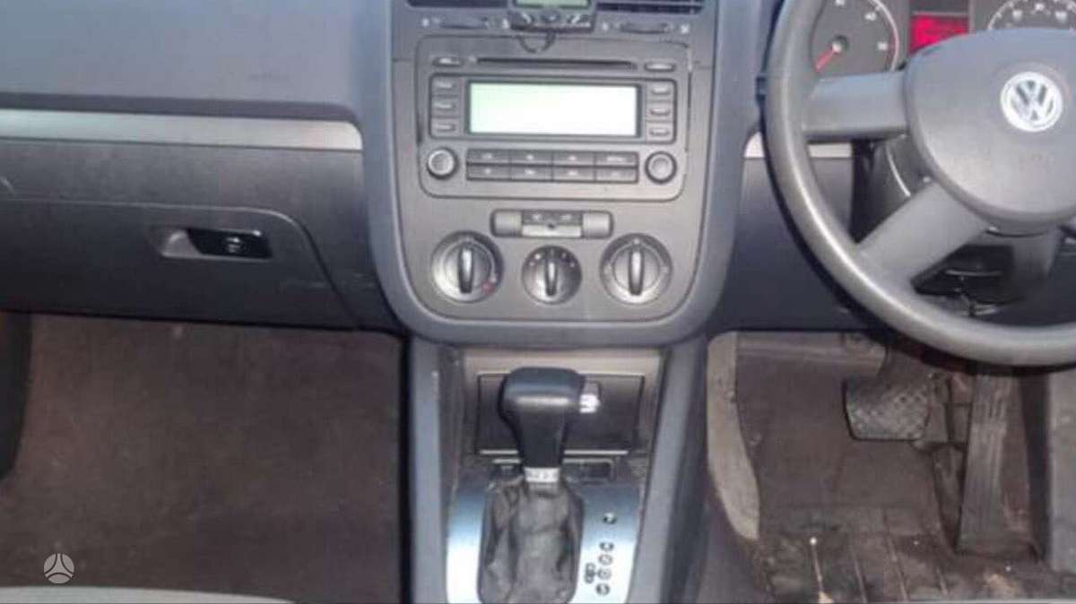 Volkswagen Golf rezerves daļās