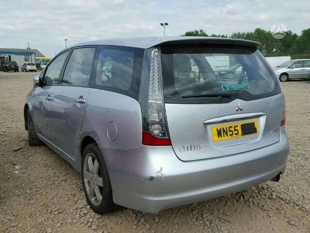 Mitsubishi Grandis dalimis