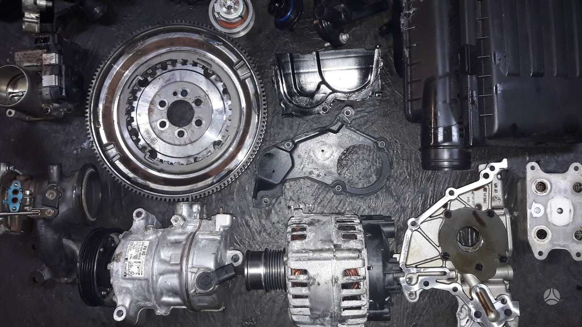 Volkswagen Golf, Cyv, детали двигателя