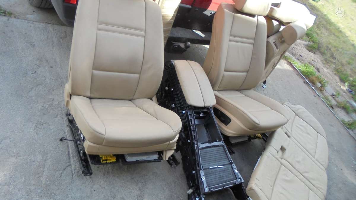 BMW X5 Gal dangtis 4 duris