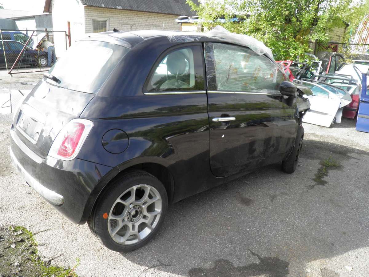 Fiat 500 dalimis