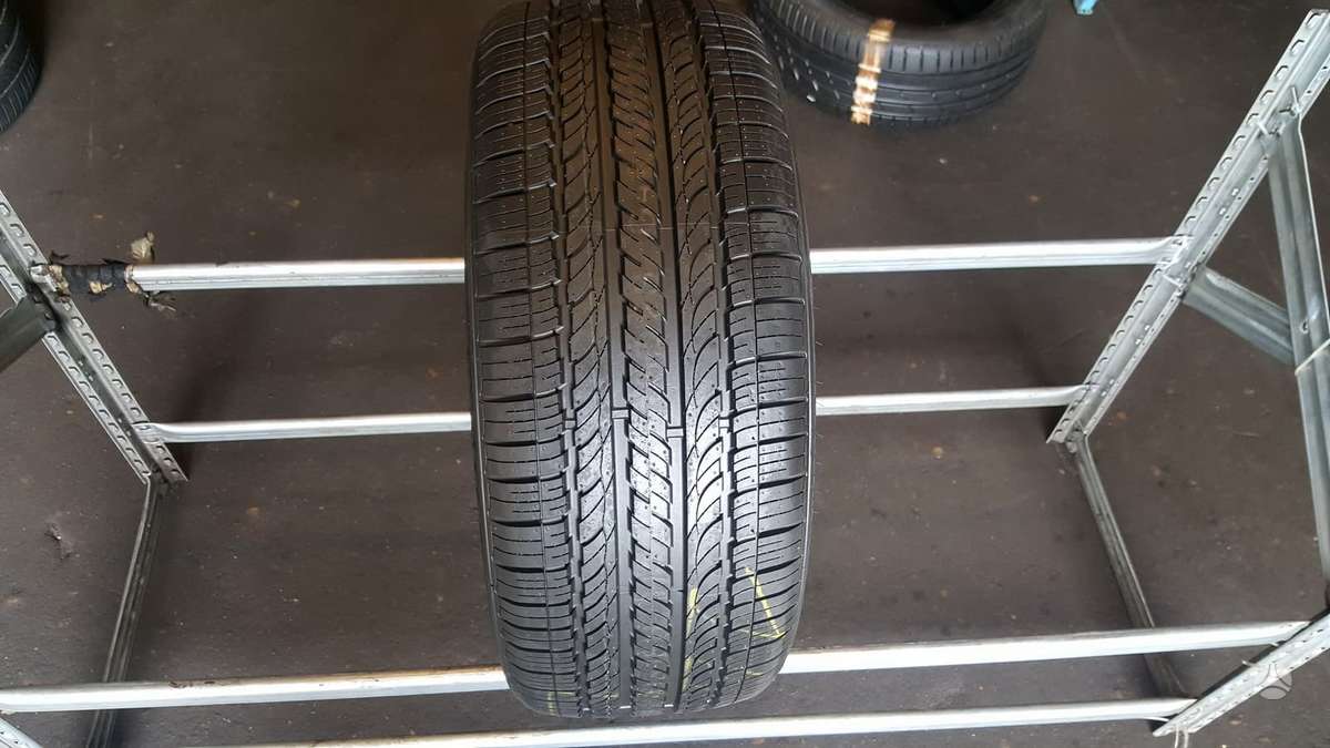 Hankook Optimo H426 NAUJA, всесезонные 235/45 R18