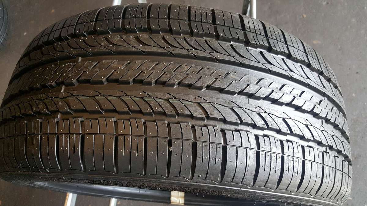 Hankook Optimo H426 NAUJA, всесезонные 235/45 R18