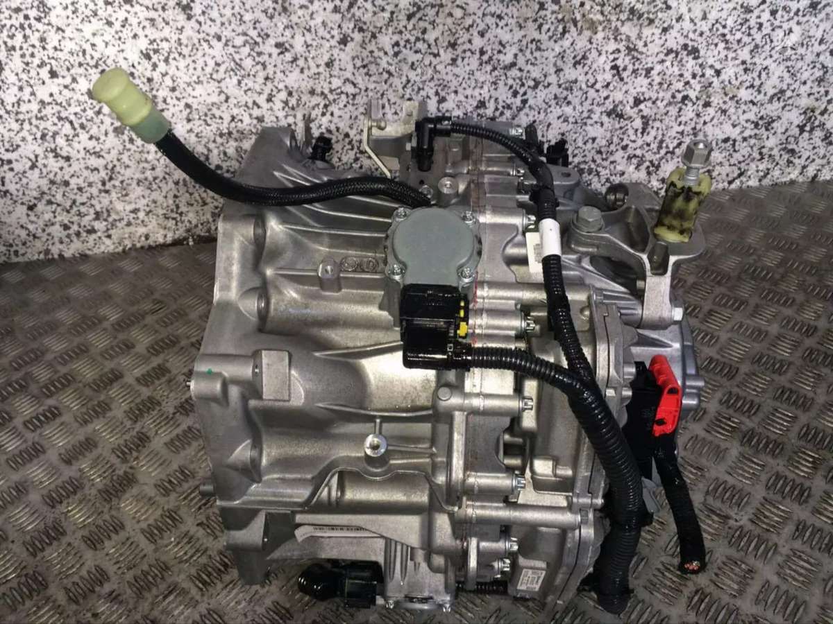 Renault Megane Turime atskiras gr dėžės dalys kompiutėris varikliukai sąnk