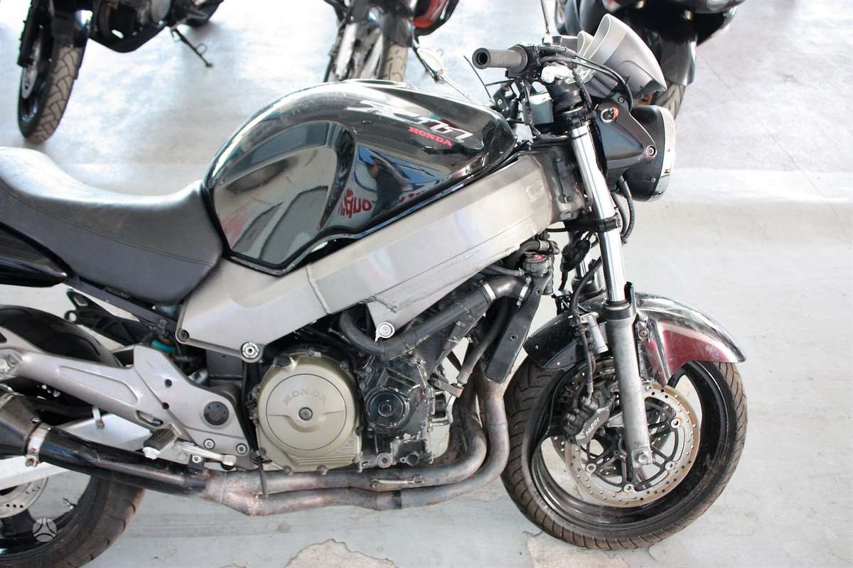 Honda CB, street / klasikiniai