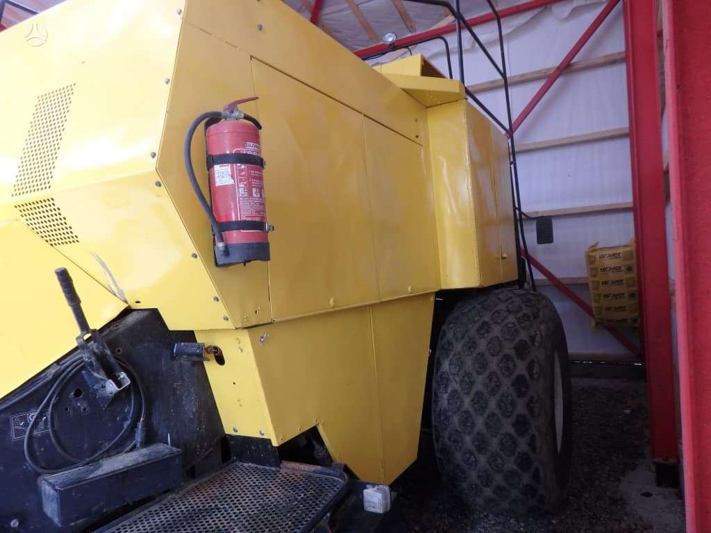 New Holland BB980, balers