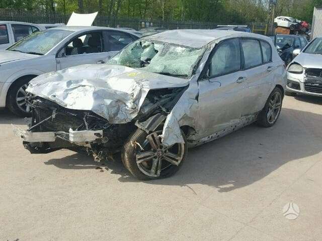BMW 1 serija dalimis