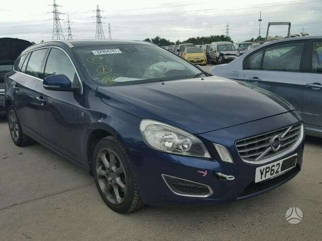 Volvo V60 по частям. Variklis d5204t3