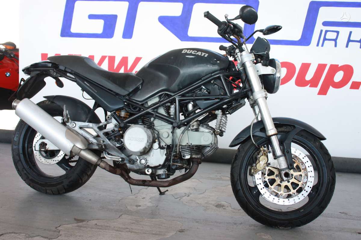 Ducati Monster, street / классические