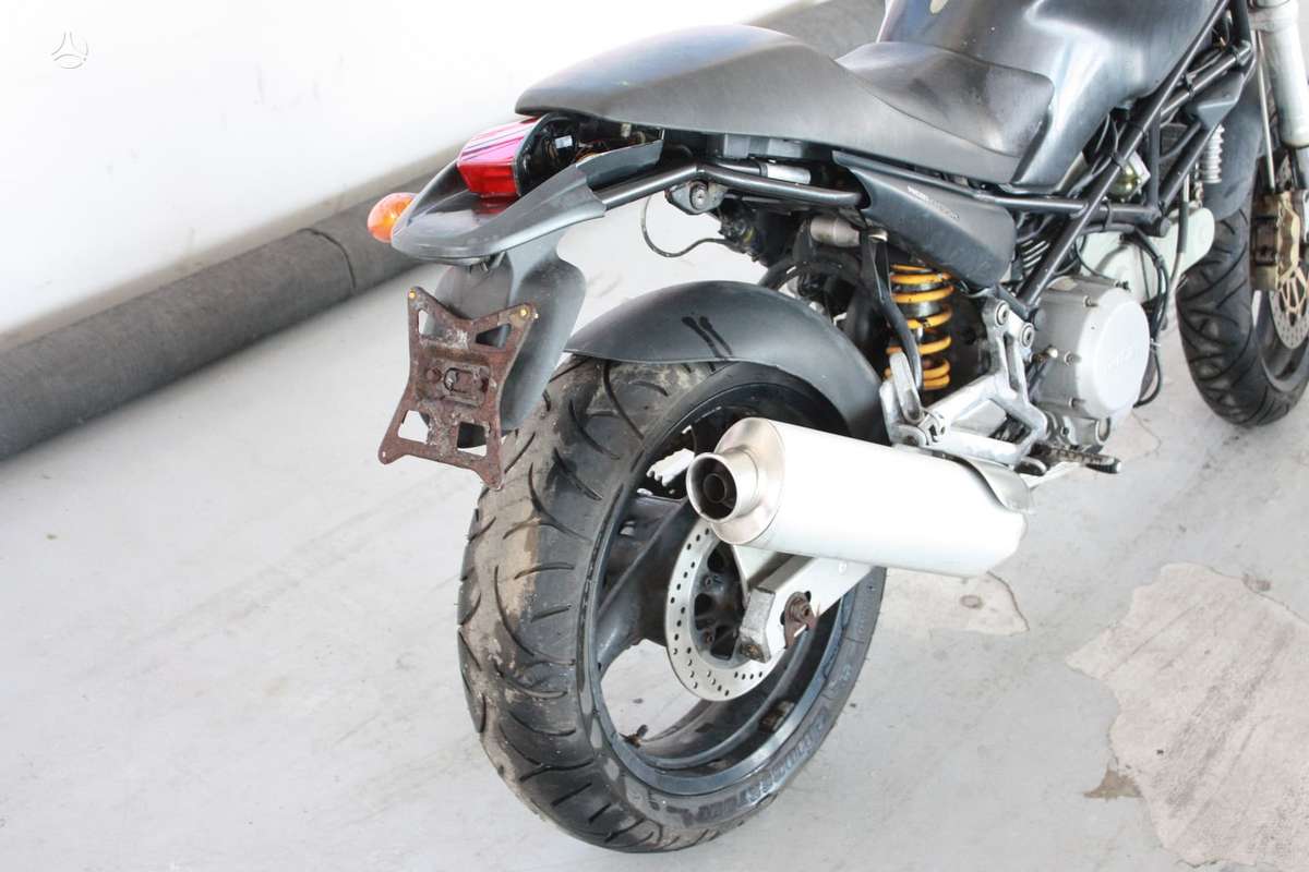 Ducati Monster, street / klasikiniai