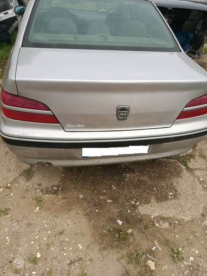 Peugeot 406 Tvarkingas salonas