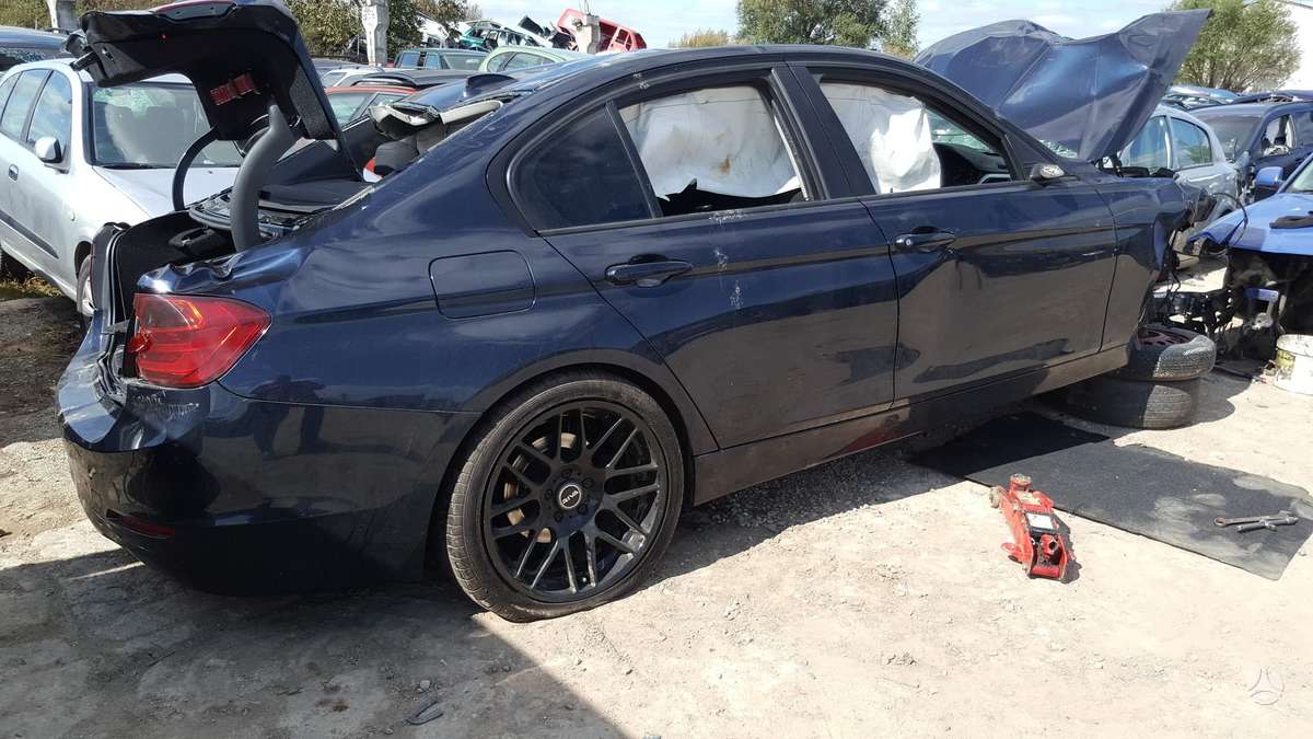 BMW 3 serija