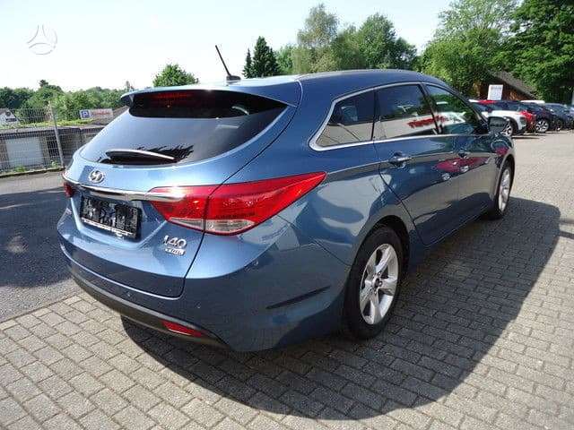 Hyundai i40 Darbo laikas i v 8 00 17 00 val