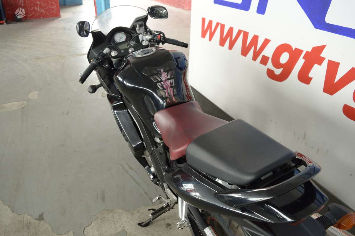 Suzuki SV, street / classic