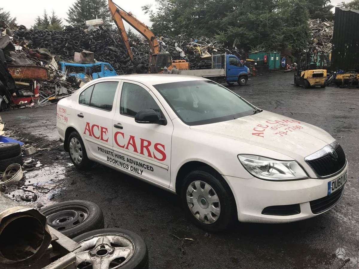 Skoda Octavia dalimis