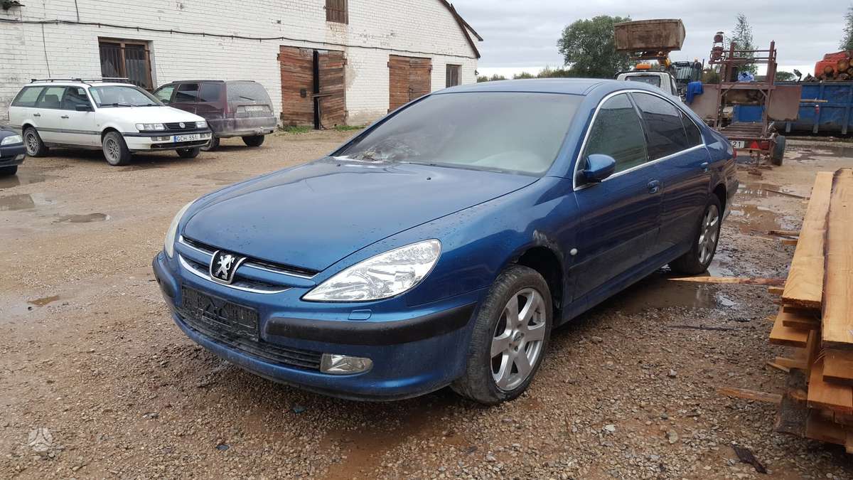 Peugeot 607
