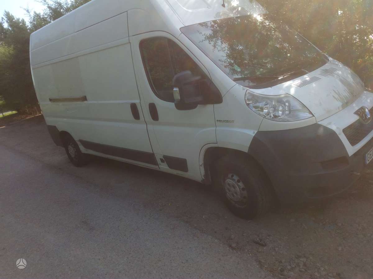 Peugeot Boxer, cargo vans