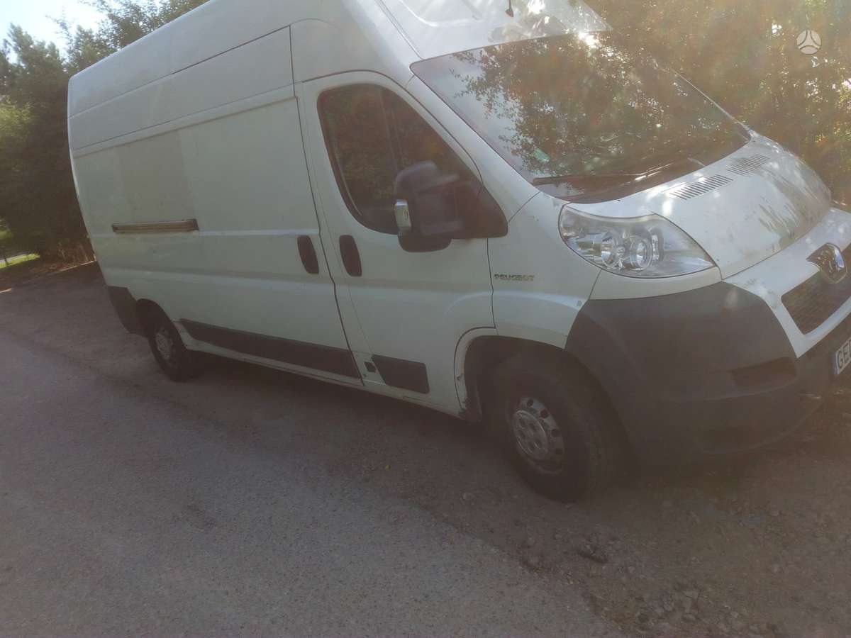 Peugeot Boxer, preču